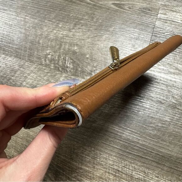 Michael Kors Brown Wallet - Picture 3 of 8